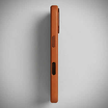 iphone 17 leather Case side view